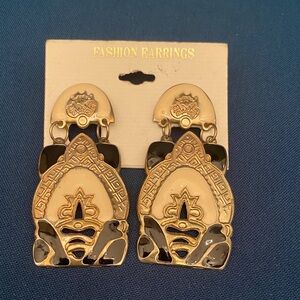 Vintage Gold tone and Black Fashion Earrings